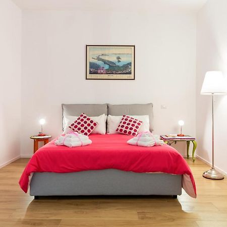 Oui Tree Apartment Napoli Esterno foto