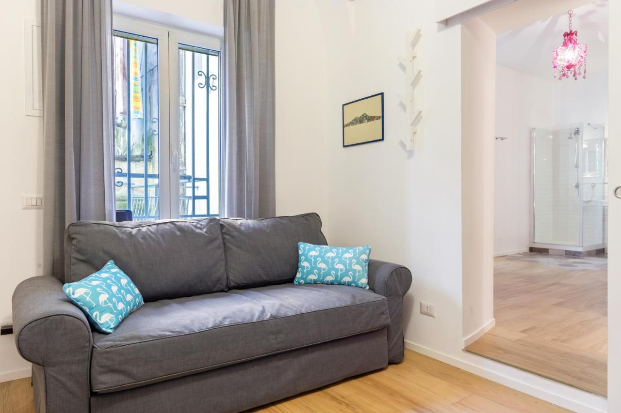 Oui Tree Apartment Napoli Esterno foto